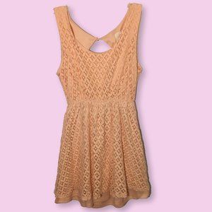 Francesca's Lace Sleeveless Pink Lace Dress, M